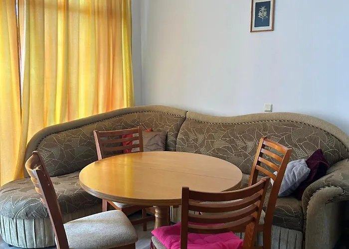 Kameliya Garden Apartment